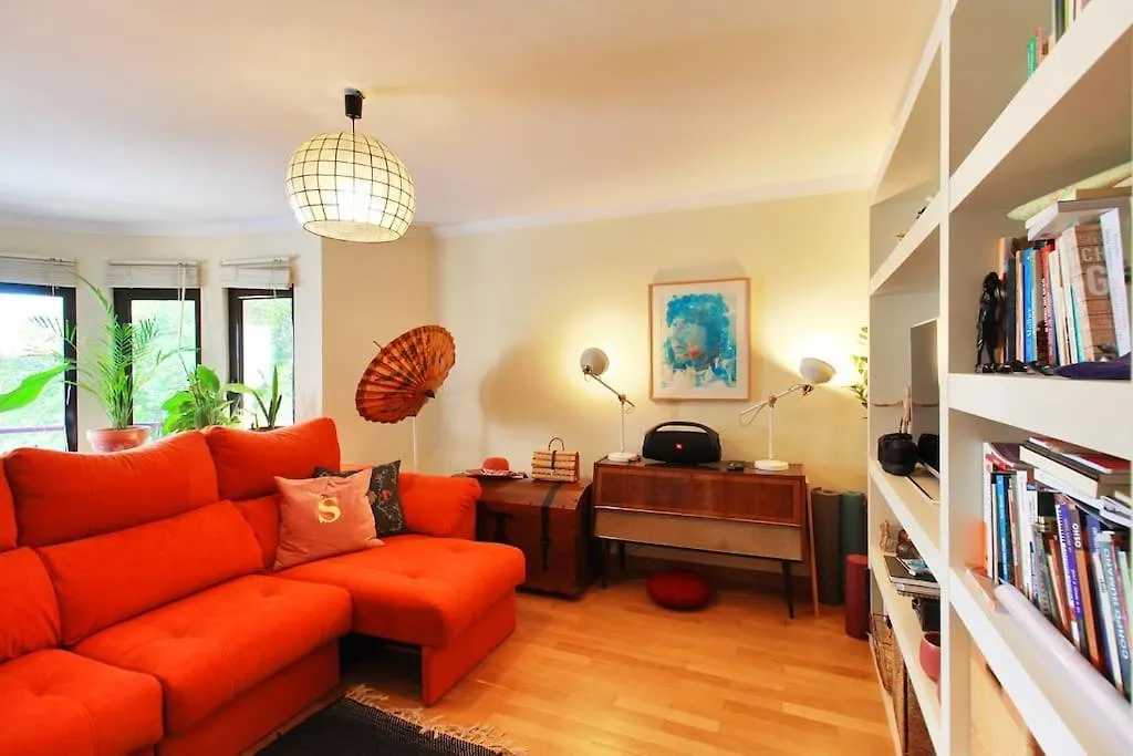 Charming Apartment Ideally Located In ליסבון